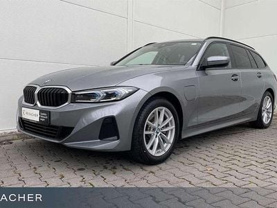 BMW 330e