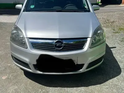 Gebraucht Opel Zafira 120 PS (88 kW) 2006 Silber Van / Kleinbus