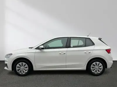 Gebraucht Skoda Fabia Active 65 PS (47 kW) 2023 Weiß Kleinwagen