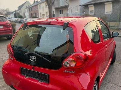 Usata Toyota Aygo 68 CV (50 kW) 2006 Rosso Utilitaria