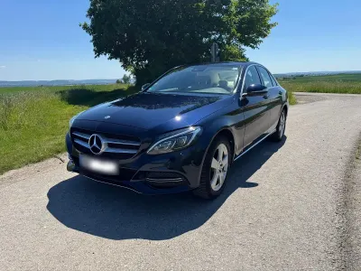 Gebraucht Mercedes C220 170 PS (125 kW) 2014 Blau Limousine