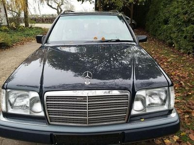 Gebraucht Mercedes 250 113 PS (83 kW) 1995 Blau Kombi