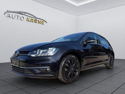Gebraucht VW Golf VII Comfortline 116 PS (85 kW) 2019 Schwarz Limousine