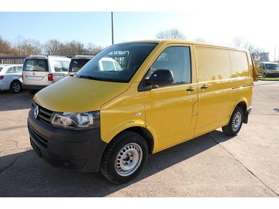 Gebraucht VW Transporter 84 PS (61 kW) 2014 Gelb (metallic) Van