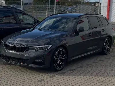 Używany BMW 330 M Sport 265 KM (194 kW) 2019 Szary Kombi
