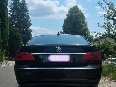 BMW 740