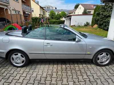 Gebraucht Mercedes CLK230 193 PS (141 kW) 1999 Grau Cabrio
