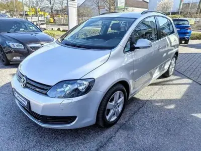Gebraucht VW Golf VI Comfortline 122 PS (89 kW) 2012 Andere Kleinwagen