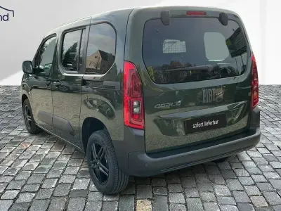 Gebraucht Fiat Doblò 136 PS (100 kW) 2024 Grün Van / Kleinbus