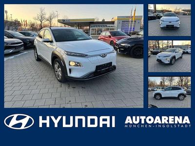 Gebraucht Hyundai Kona Advantage 100 kW (136 PS) 2020 Chalk white / met SUV