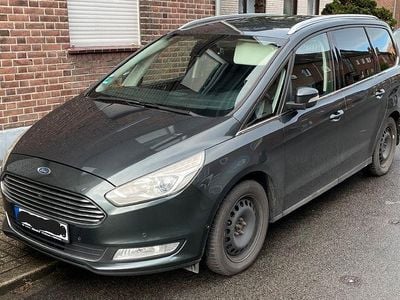 Gebraucht Ford Galaxy Titanium 150 PS (110 kW) 2016 Grün Van / Kleinbus
