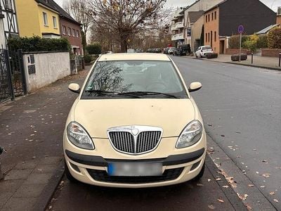 Gebraucht Lancia Ypsilon 61 PS (44 kW) 2003 Beige Kleinwagen