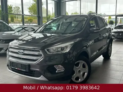 Occasion Ford Kuga Cool & Connect 150 ch (110 kW) 2020 Gris SUV