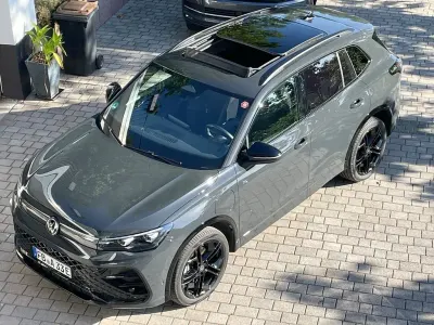 Gebraucht VW Tiguan R-line 204 PS (150 kW) 2025 Grau SUV