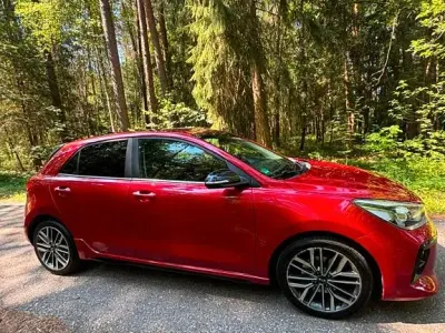 Gebraucht Kia Rio GT-Line 120 PS (88 kW) 2018 Rot Limousine