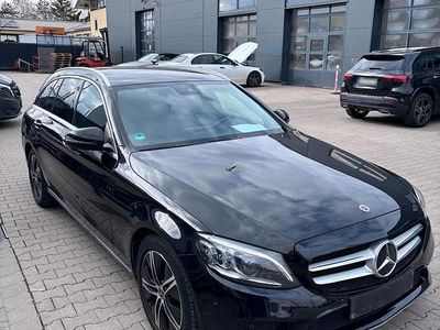 Usata Mercedes C300 258 CV (189 kW) 2019 Nero Station wagon