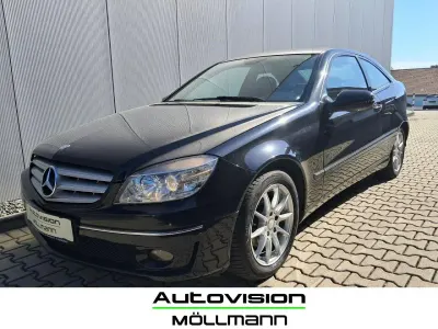 Käytetty Mercedes CLC180 143 HP (105 kW) 2010 Musta Viistoperä