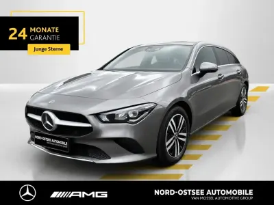 Gebraucht Mercedes CLA200 Progressive 150 PS (110 kW) 2022 Grau Coupé