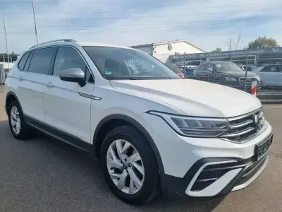Gebraucht VW Tiguan Allspace Life 200 PS (147 kW) 2022 Weiß SUV