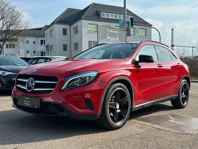 Gebraucht Mercedes GLA220 170 PS (125 kW) 2014 Rot SUV