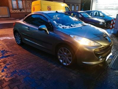 Silber Gebraucht 2007 Peugeot 207 CC Cabrio | 2.000 € (Superpreis)