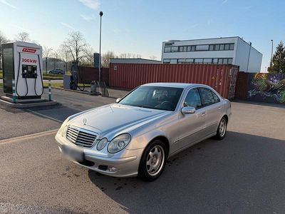 Gebraucht Mercedes E200 122 PS (89 kW) 2004 Grau Limousine