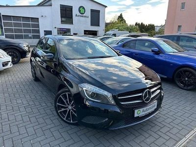 Usata Mercedes A180 122 CV (89 kW) 2015 Nero Berlina