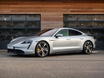 gebraucht Porsche Taycan Turbo S 760PS