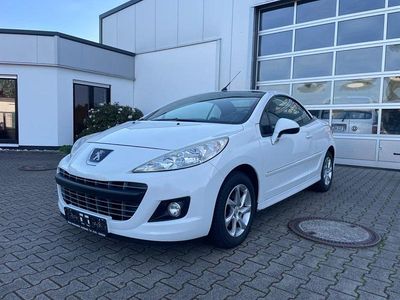 Gebraucht Peugeot 207 Active 120 PS (88 kW) 2015 Weiß Cabrio