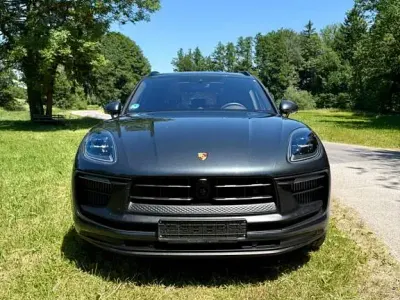 Gebraucht Porsche Macan Sport 441 PS (324 kW) 2023 Grau SUV