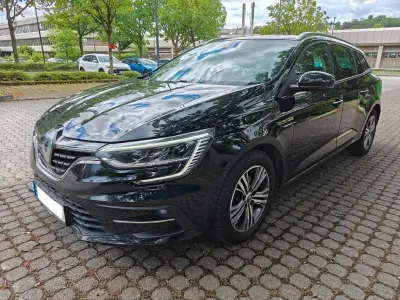 Gebraucht Renault Mégane IV Intens 140 PS (102 kW) 2022 Schwarz Limousine