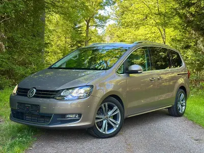 Gebraucht VW Sharan 184 PS (135 kW) 2015 Braun Van / Kleinbus