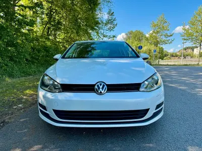 Gebraucht VW Golf VII 140 PS (102 kW) 2013 Weiß Kleinwagen