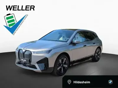 Gebraucht BMW iX Sport Line 239 kW (326 PS) 2024 Oxidgrau metallic (grau) SUV