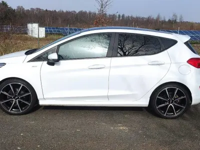 Gebraucht Ford Fiesta ST-Line 125 PS (91 kW) 2019 Weiß Kleinwagen