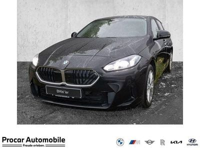 Schwarz Neu 2025 BMW 120 Kleinwagen | 33.900 € (Superpreis)