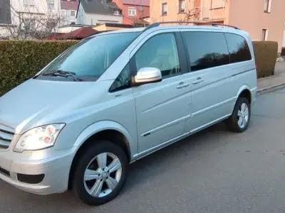 Gebraucht Mercedes Viano 163 PS (119 kW) 2011 Silber Van / Kleinbus