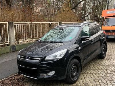 Gebraucht Ford Kuga 180 PS (132 kW) 2015 Schwarz SUV