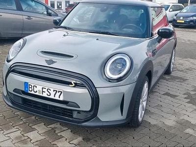 Gebraucht Mini Cooper SE 135 kW (184 PS) 2022 Grau Kleinwagen