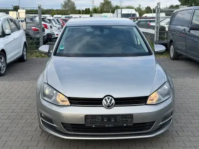 Gebraucht VW Golf VII 86 PS (63 kW) 2015 Silber Limousine