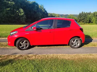 Gebraucht Toyota Yaris Edition-S 101 PS (74 kW) 2016 Rot Kleinwagen