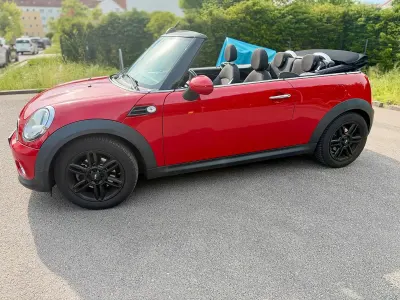 Gebraucht Mini Cooper Cabriolet 122 PS (89 kW) 2015 Rot Cabrio