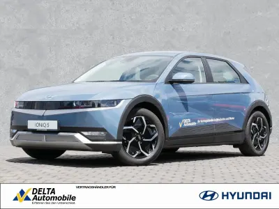 Gebraucht Hyundai Ioniq 5 Basis 167 kW (228 PS) 2023 Lucid blue / mic SUV