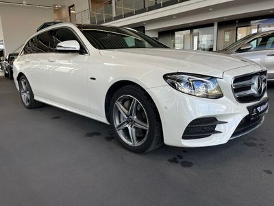 gebraucht Mercedes E300 T AMG PANO LEDER WIDESCREEN COMAND LED