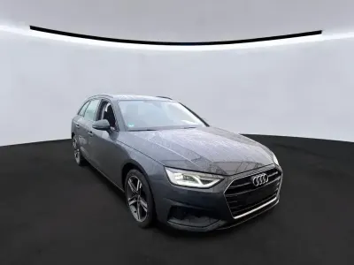 Gebraucht Audi A4 Basis 163 PS (119 kW) 2021 Grau Kombi