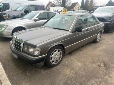 Gebraucht Mercedes 190 118 PS (86 kW) 1989 Braun Limousine