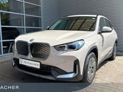Neu BMW iX1 Performance 230 kW (313 PS) 2026 SUV