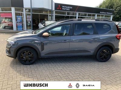 Gebraucht Dacia Jogger Extreme 101 PS (74 kW) 2025 Grün Van / Kleinbus