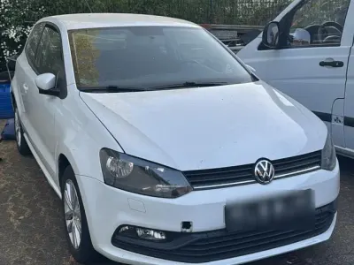 Usata VW Polo 75 CV (55 kW) 2014 Bianco Berlina