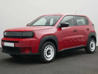 Gebraucht Fiat Grande Panda Red 83 kW (113 PS) 2025 Other Kleinwagen